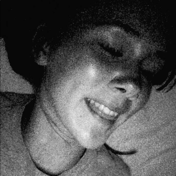 Meet your Posher, Amy - Picture 1 of 1